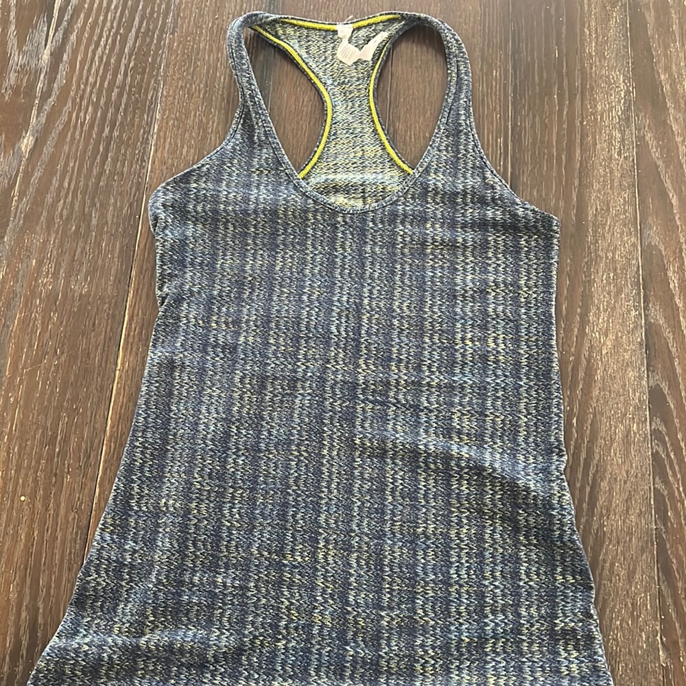 Yoga top
